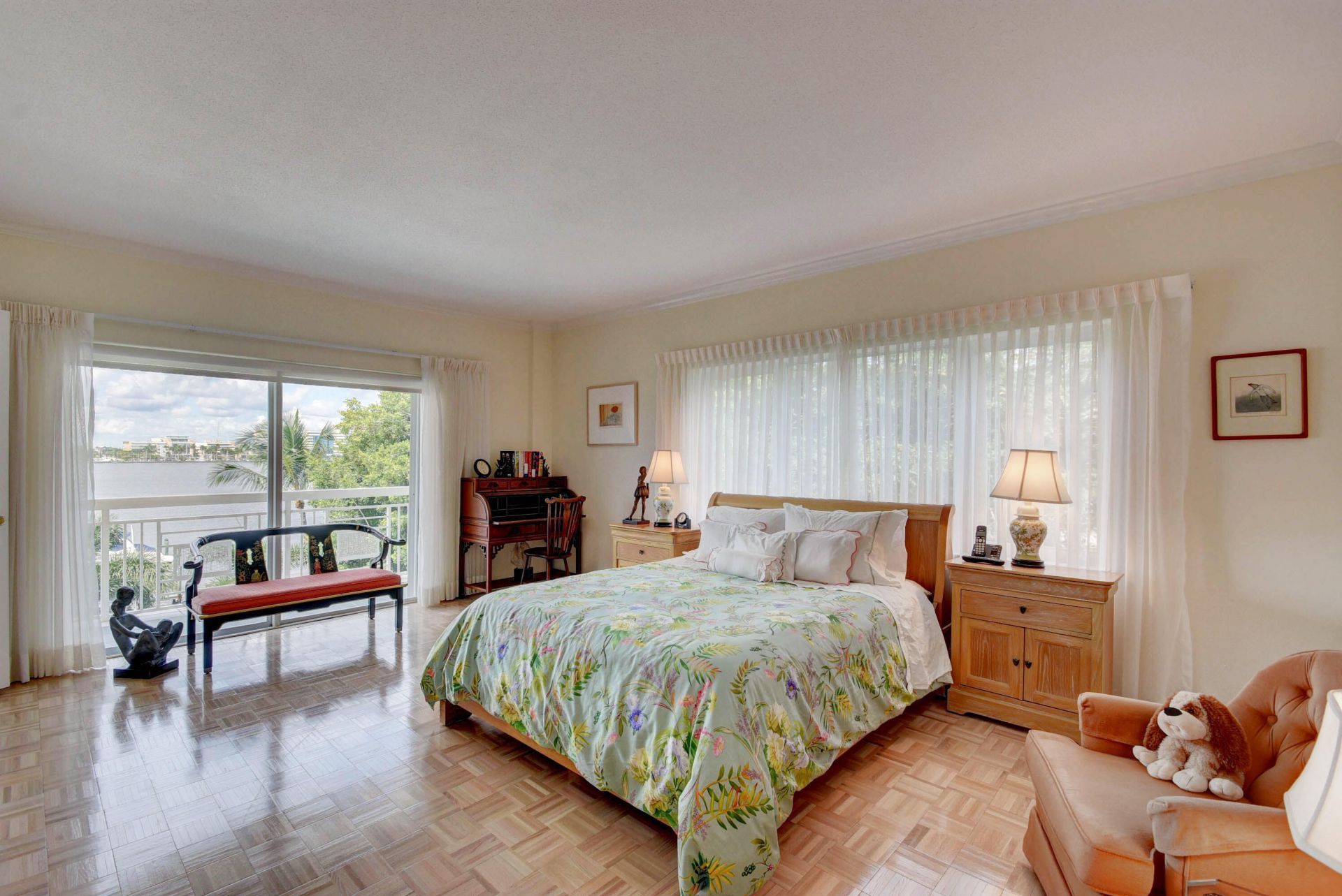 250 Bradley Place, Unit 408, Palm Beach, FL 33480 Photo