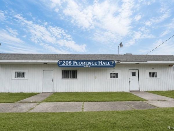 208 Florence Street , Saginaw, MI 48602