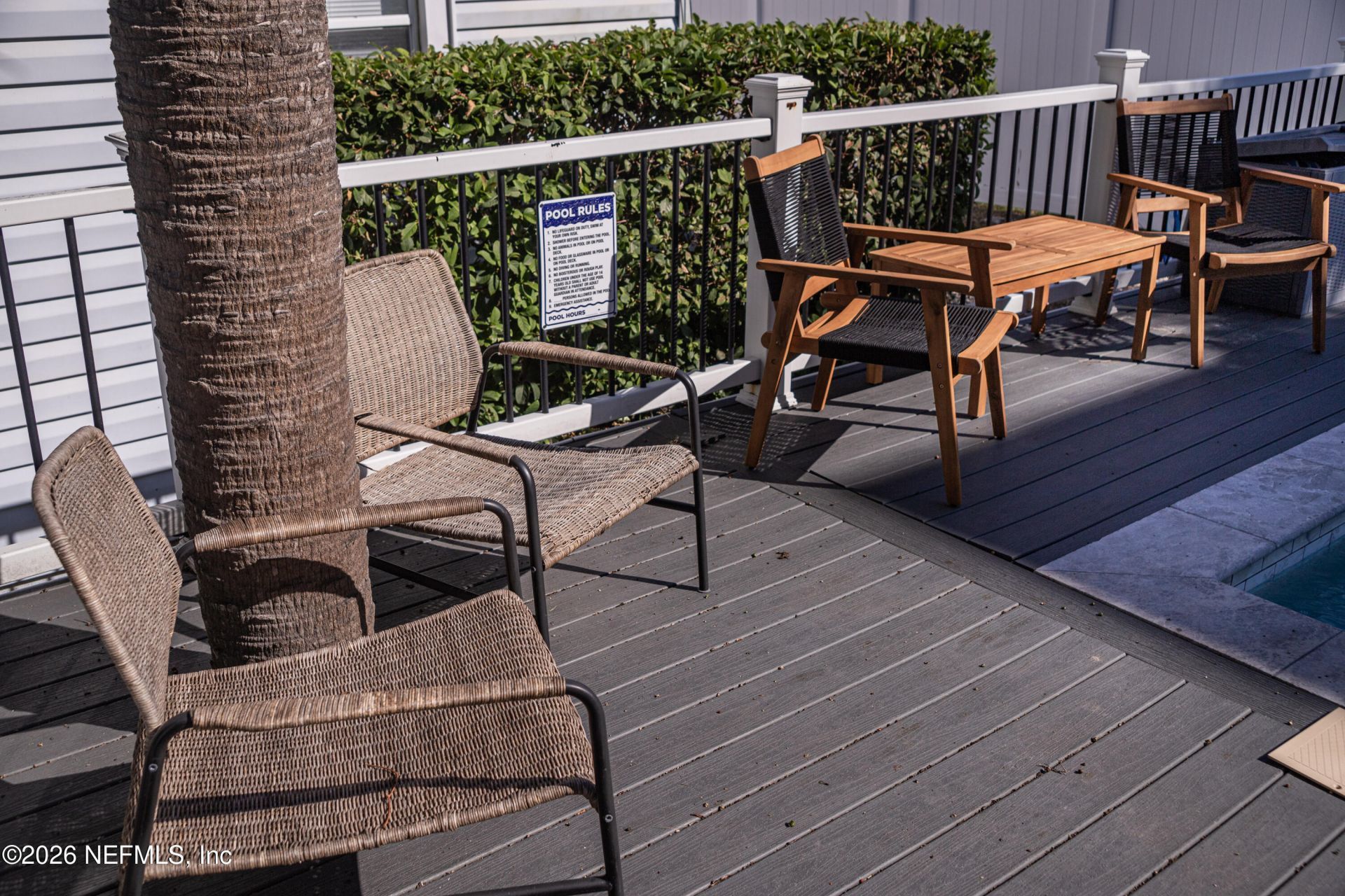215-217 N 12th Avenue, Jacksonville Beach, FL 32250 Photo