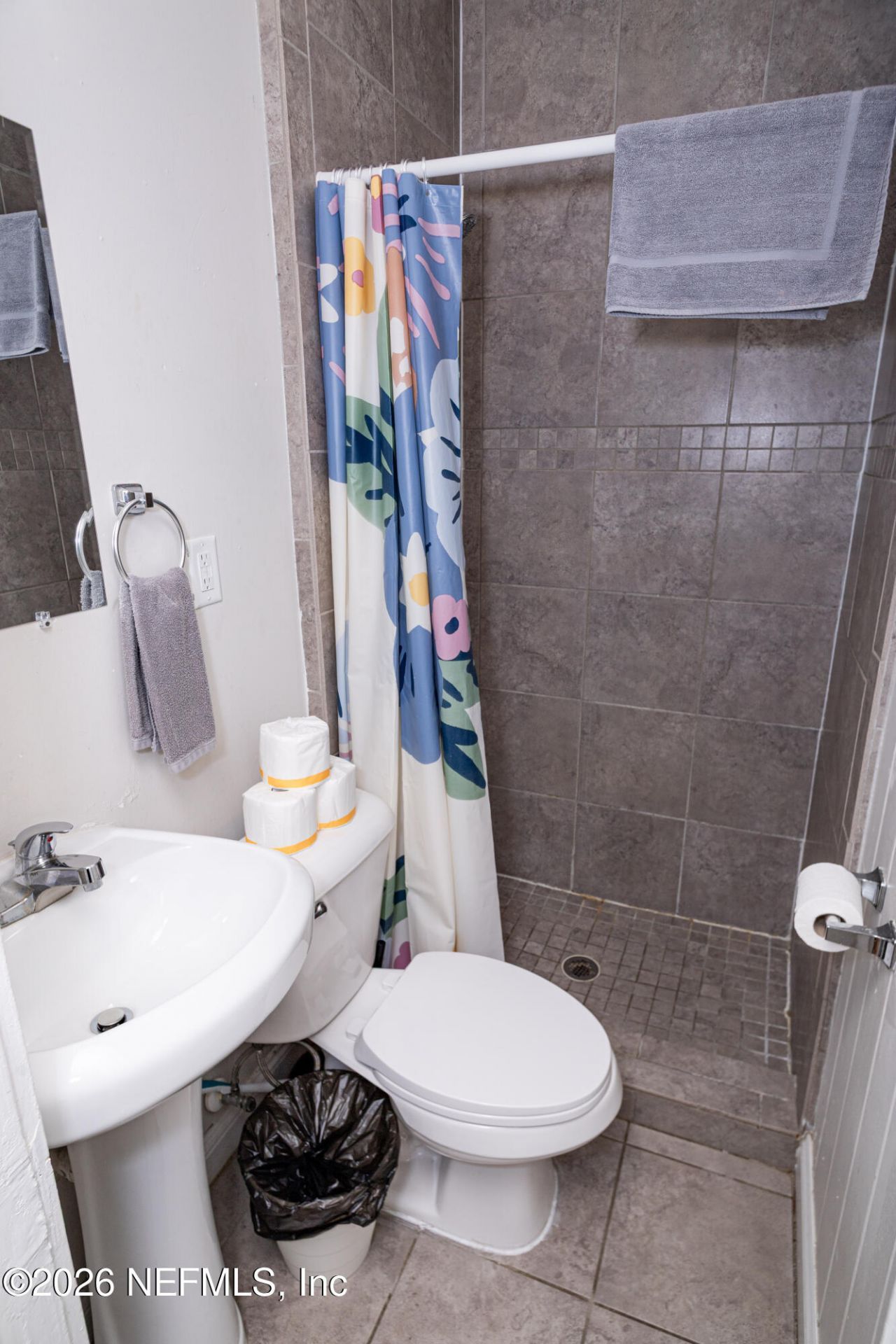 215-217 N 12th Avenue, Jacksonville Beach, FL 32250 Photo