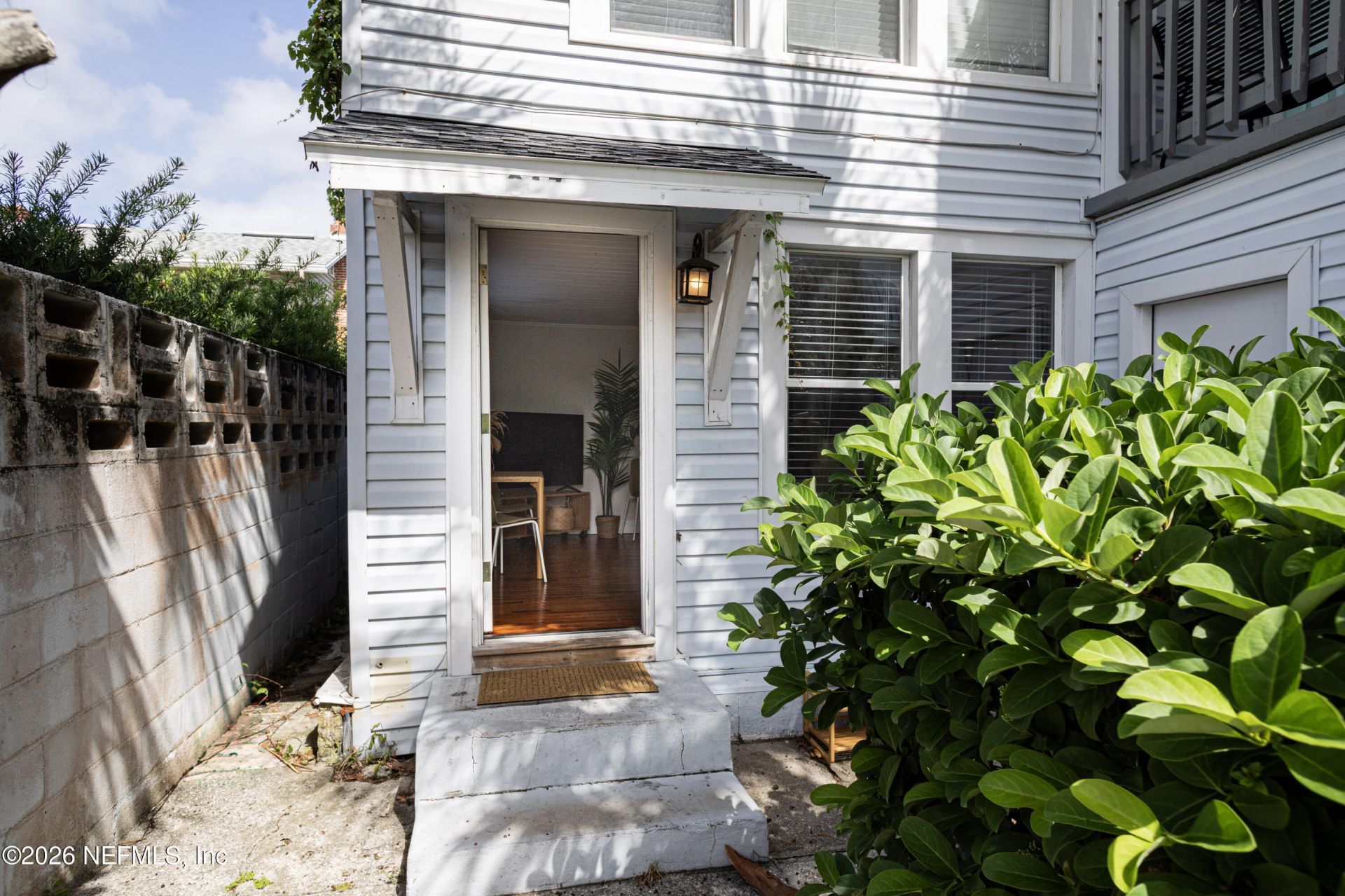 215-217 N 12th Avenue, Jacksonville Beach, FL 32250 Photo