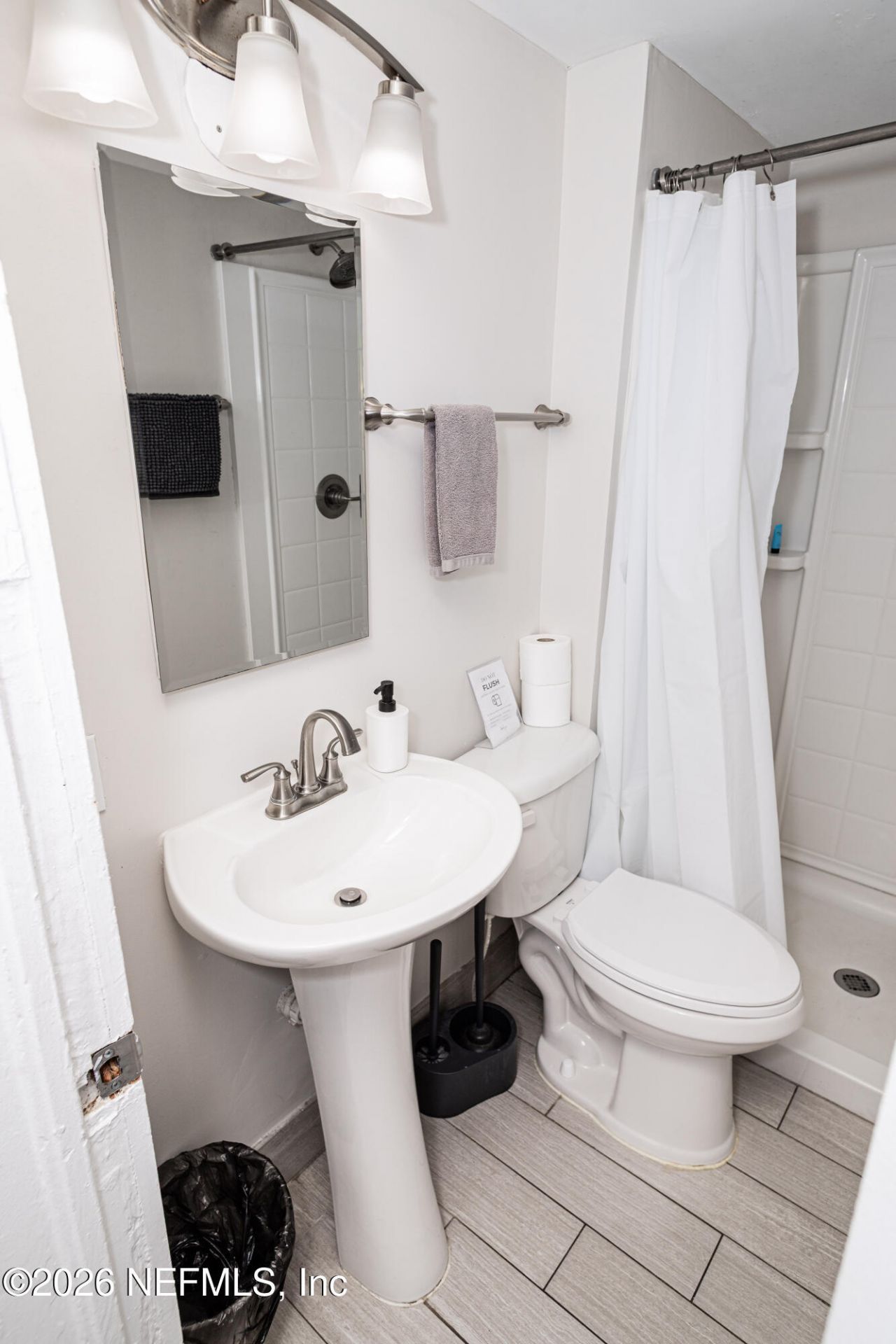 215-217 N 12th Avenue, Jacksonville Beach, FL 32250 Photo