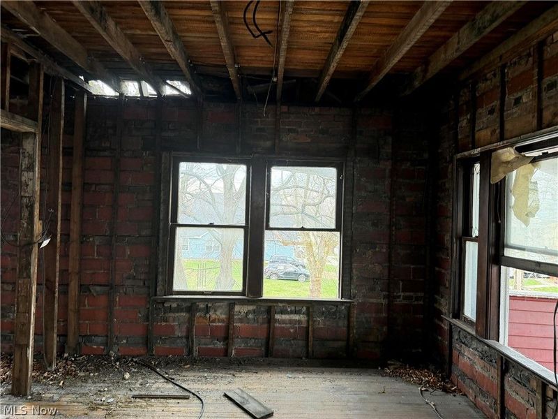 9702 Parkview Avenue , Cleveland, OH 44104 Photo 15