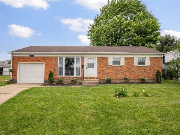 3816 Root Avenue NE, Canton, OH 44705
