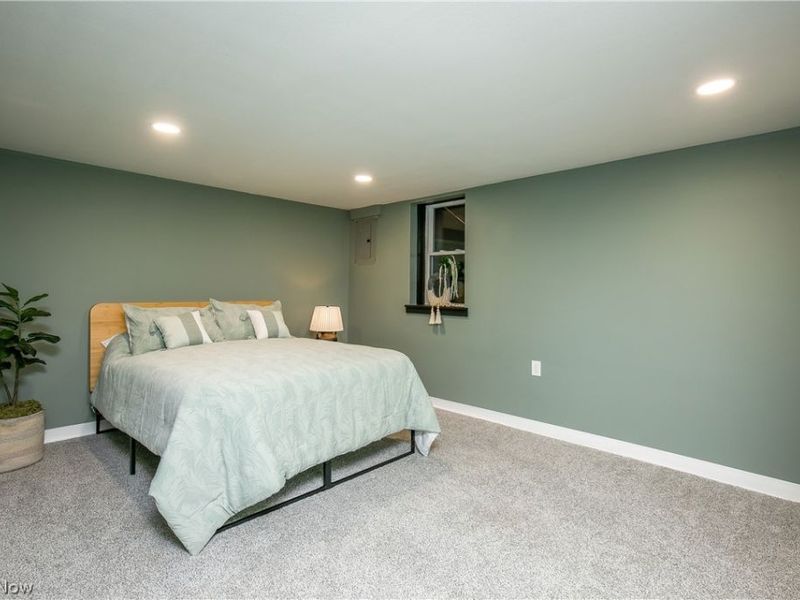 3816 Root Avenue NE, Canton, OH 44705 Photo 30