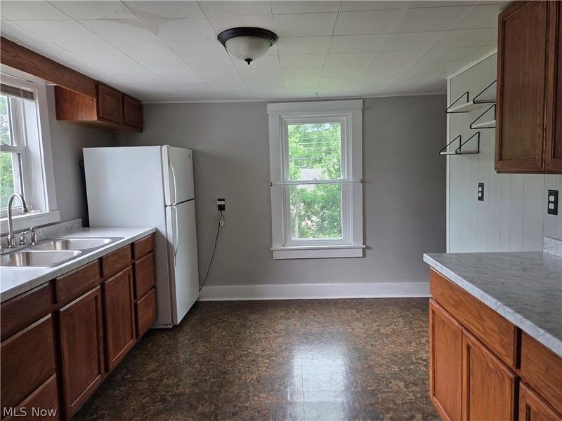 208 W Main Street , New Concord, OH 43762 Photo 5