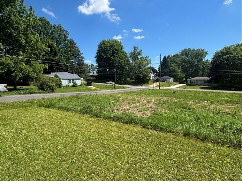 1660 Hilbish Avenue , Akron, OH 44312 Photo 3