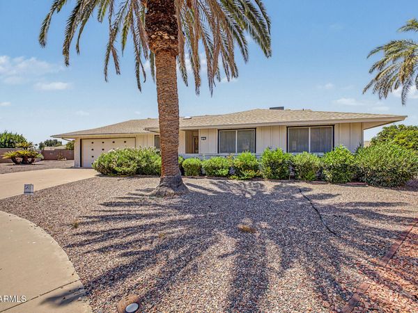 13810 N SUNSTONE Drive, Sun City, AZ 85351