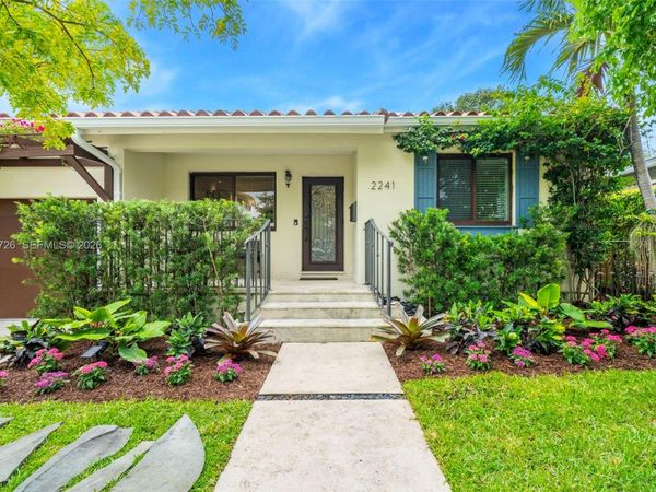 2241 SW 25th Ter , Miami, FL 33133