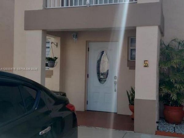 507 W 68th St , Unit 5, Hialeah, FL 33014