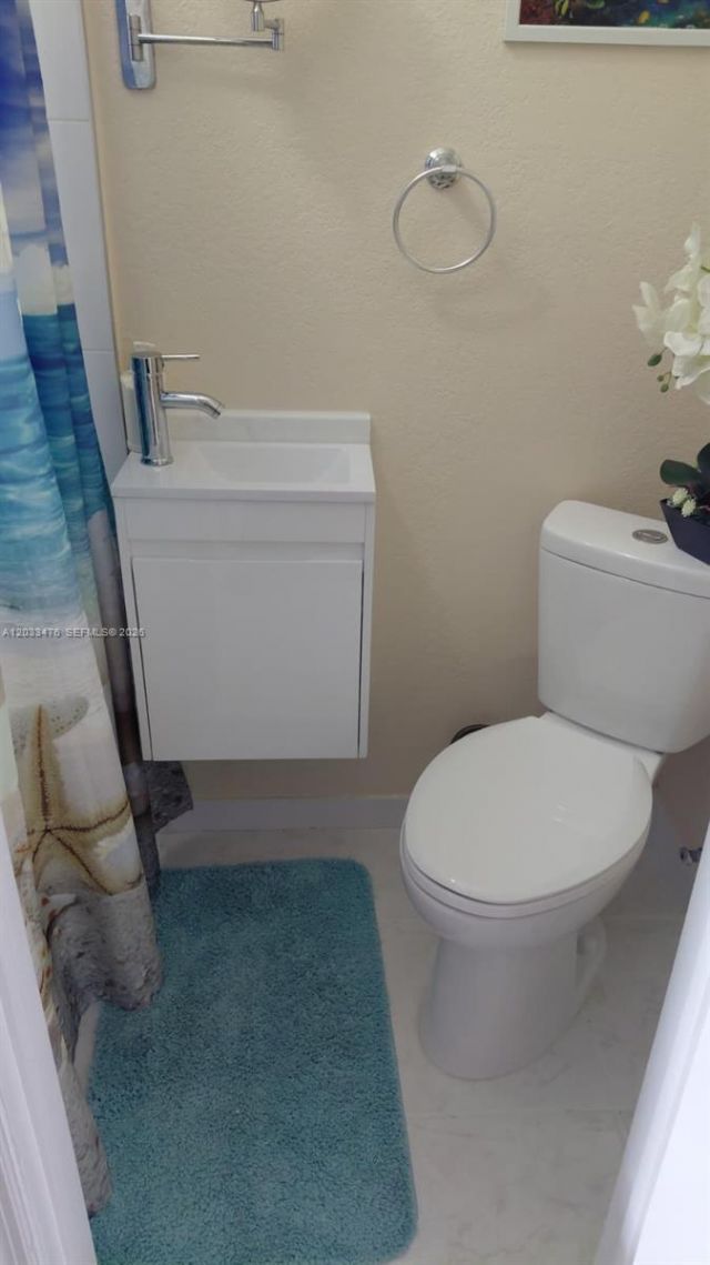 507 W 68th St , Unit 5, Hialeah, FL 33014 Photo