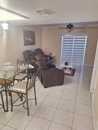 507 W 68th St , Unit 5, Hialeah, FL 33014 Photo