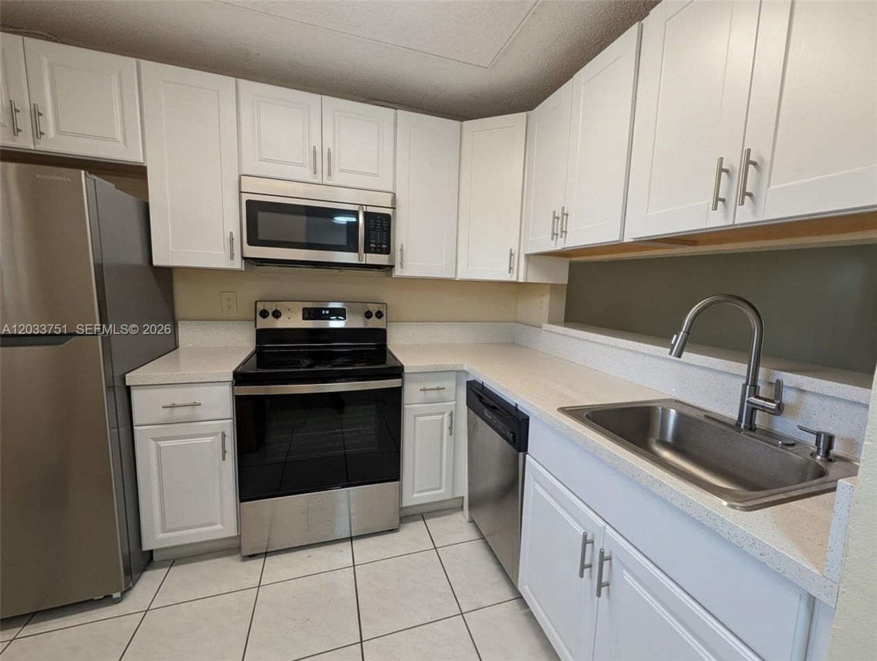 3252 Foxcroft Rd, Unit 307, Miramar, FL 33025 Photo
