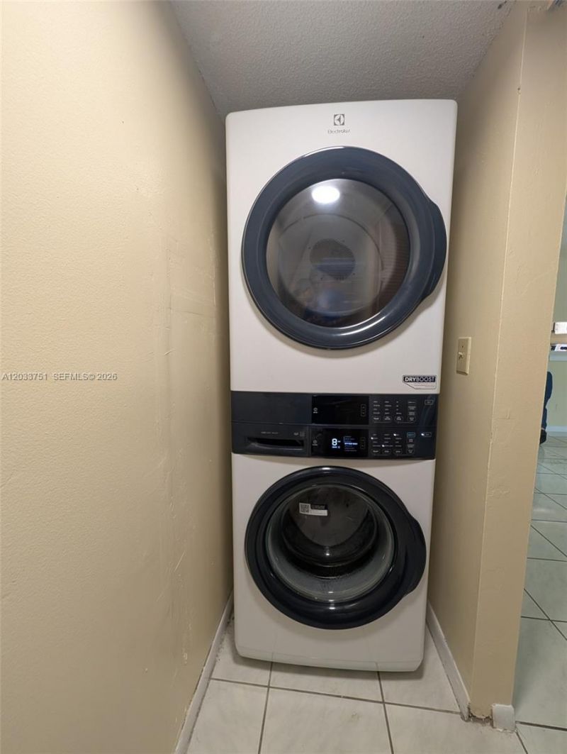 3252 Foxcroft Rd, Unit 307, Miramar, FL 33025 Photo