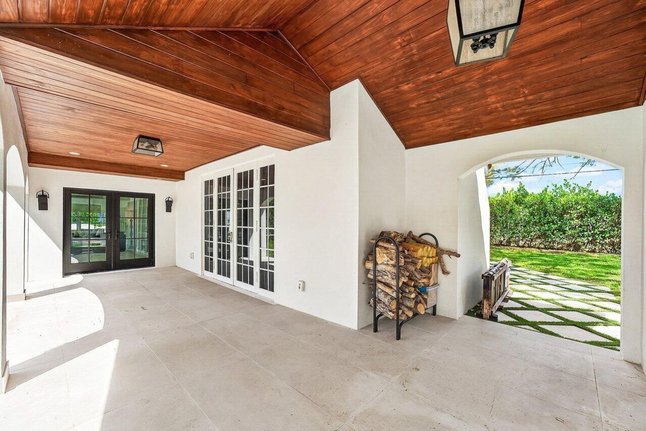 321 SW 1st Avenue , Boynton Beach, FL 33435 Photo