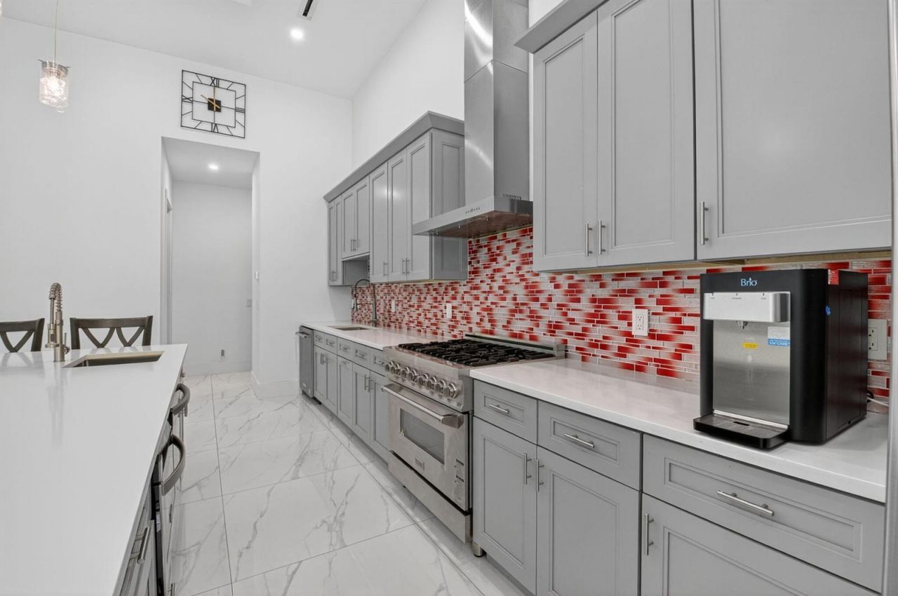 711 NE 6th Street , Boca Raton, FL 33432 Photo