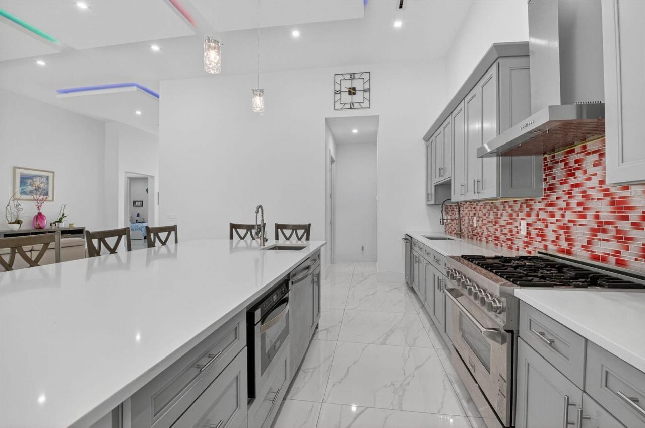711 NE 6th Street , Boca Raton, FL 33432 Photo