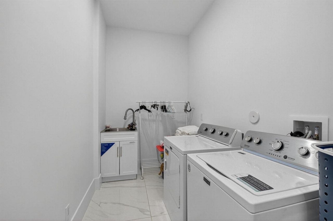 711 NE 6th Street , Boca Raton, FL 33432 Photo