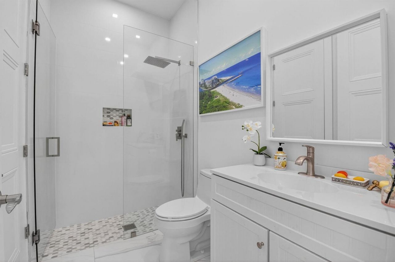 711 NE 6th Street , Boca Raton, FL 33432 Photo