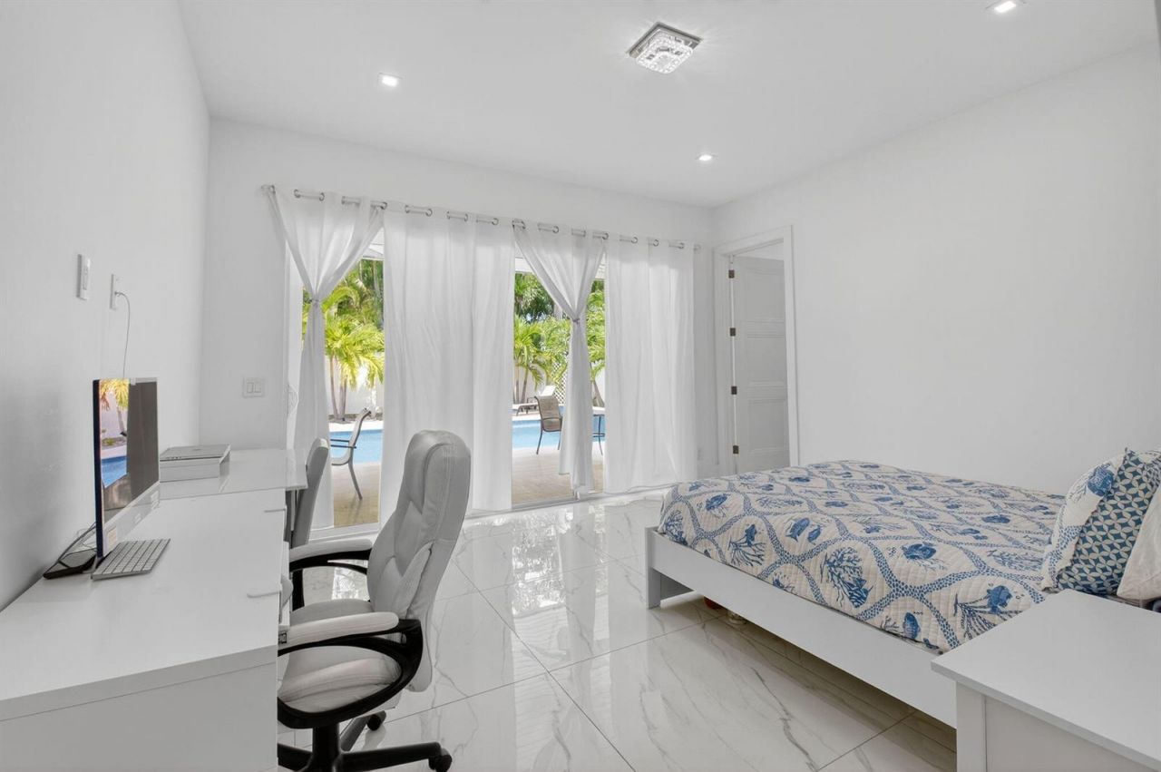 711 NE 6th Street , Boca Raton, FL 33432 Photo