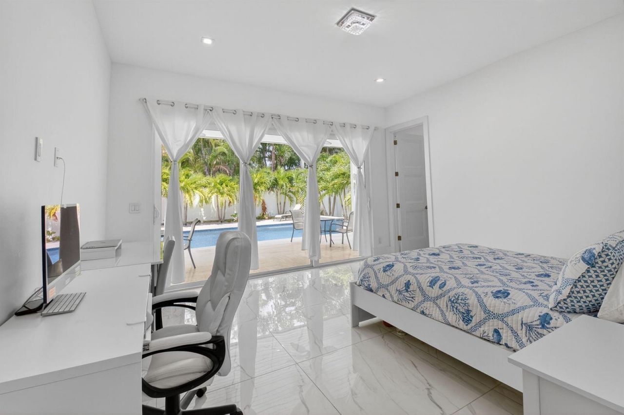 711 NE 6th Street , Boca Raton, FL 33432 Photo