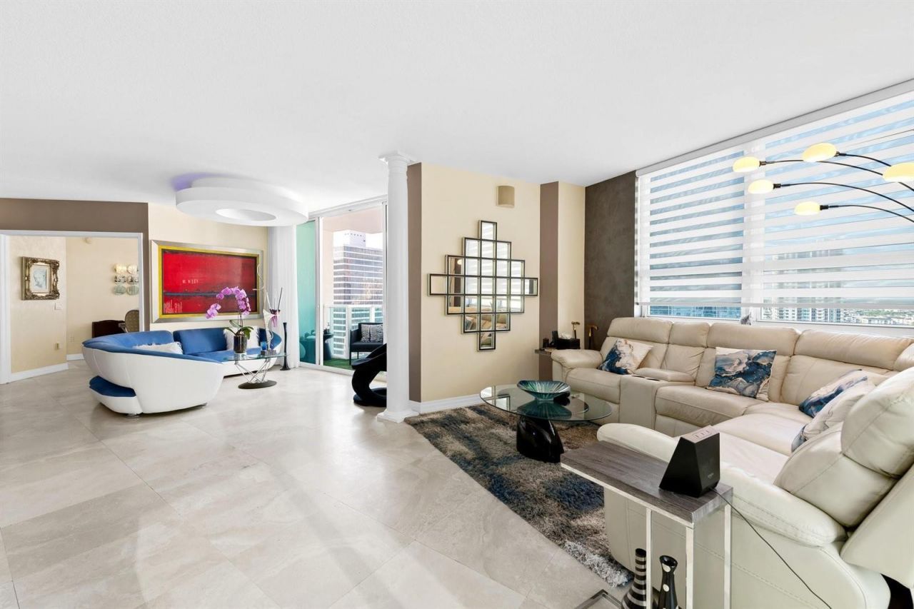 350 SE 2nd Street , Unit 1870, Fort Lauderdale, FL 33301 Photo