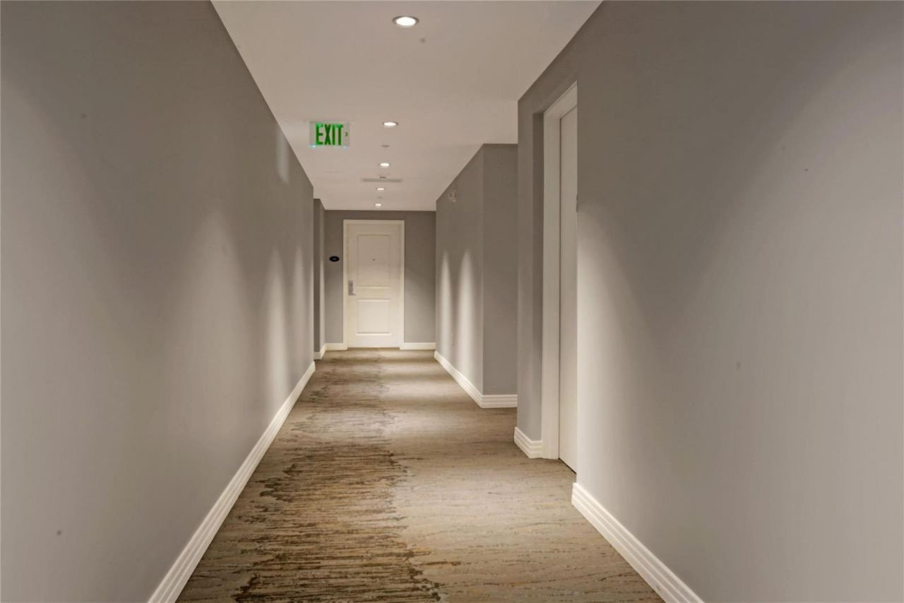 350 SE 2nd Street , Unit 1870, Fort Lauderdale, FL 33301 Photo