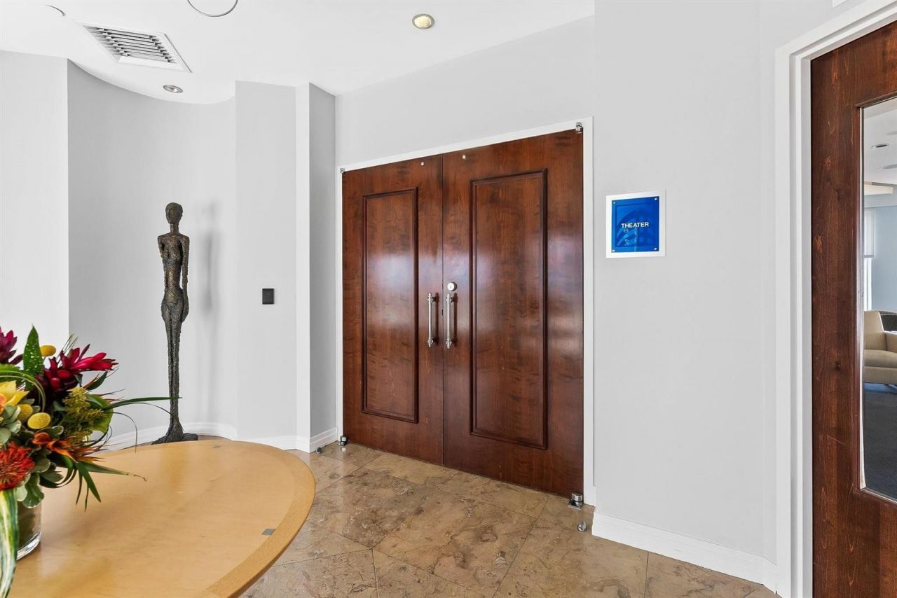 350 SE 2nd Street , Unit 1870, Fort Lauderdale, FL 33301 Photo
