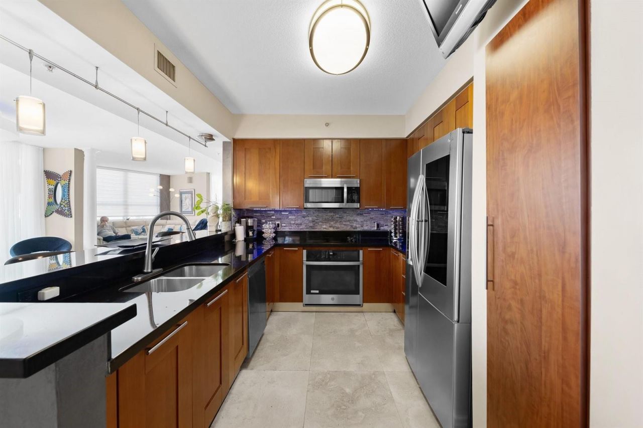 350 SE 2nd Street , Unit 1870, Fort Lauderdale, FL 33301 Photo