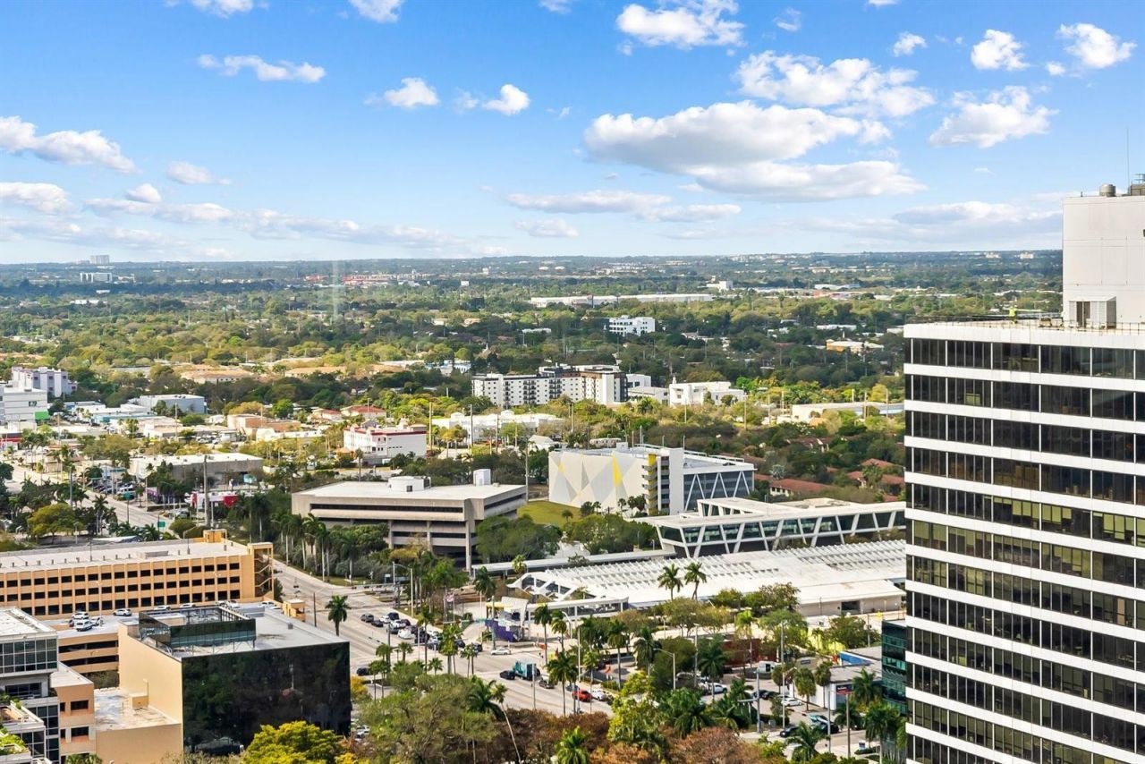 350 SE 2nd Street , Unit 1870, Fort Lauderdale, FL 33301 Photo