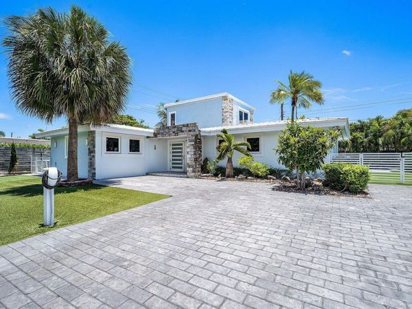5920 NE 21st Road , Fort Lauderdale, FL 33308