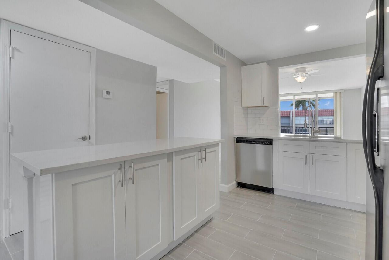 777 S Federal Highway , Unit 301e, Pompano Beach, FL 33062 Photo