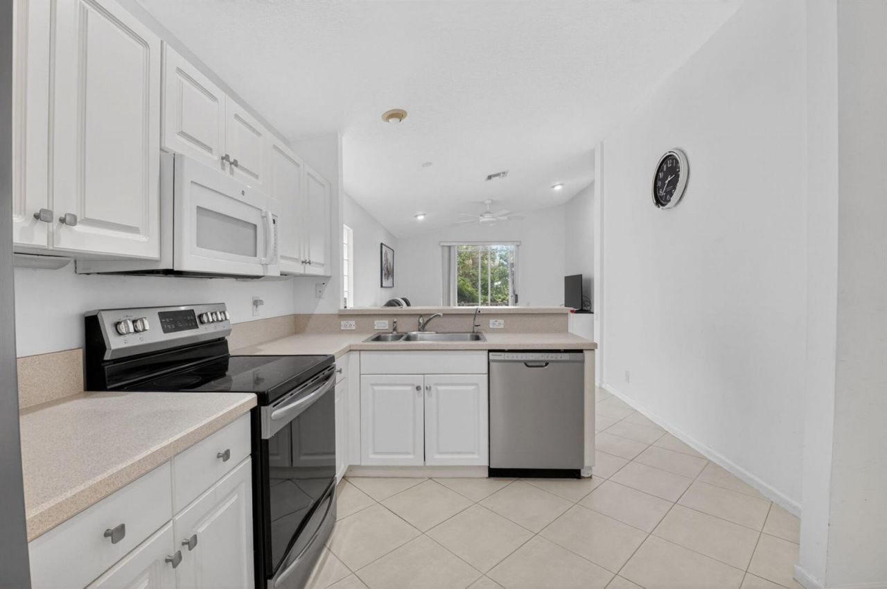 5304 Wycombe Avenue , Boynton Beach, FL 33437 Photo