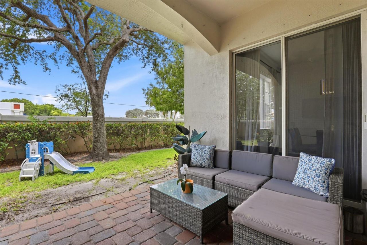 80 Nottingham Place , Boynton Beach, FL 33426 Photo