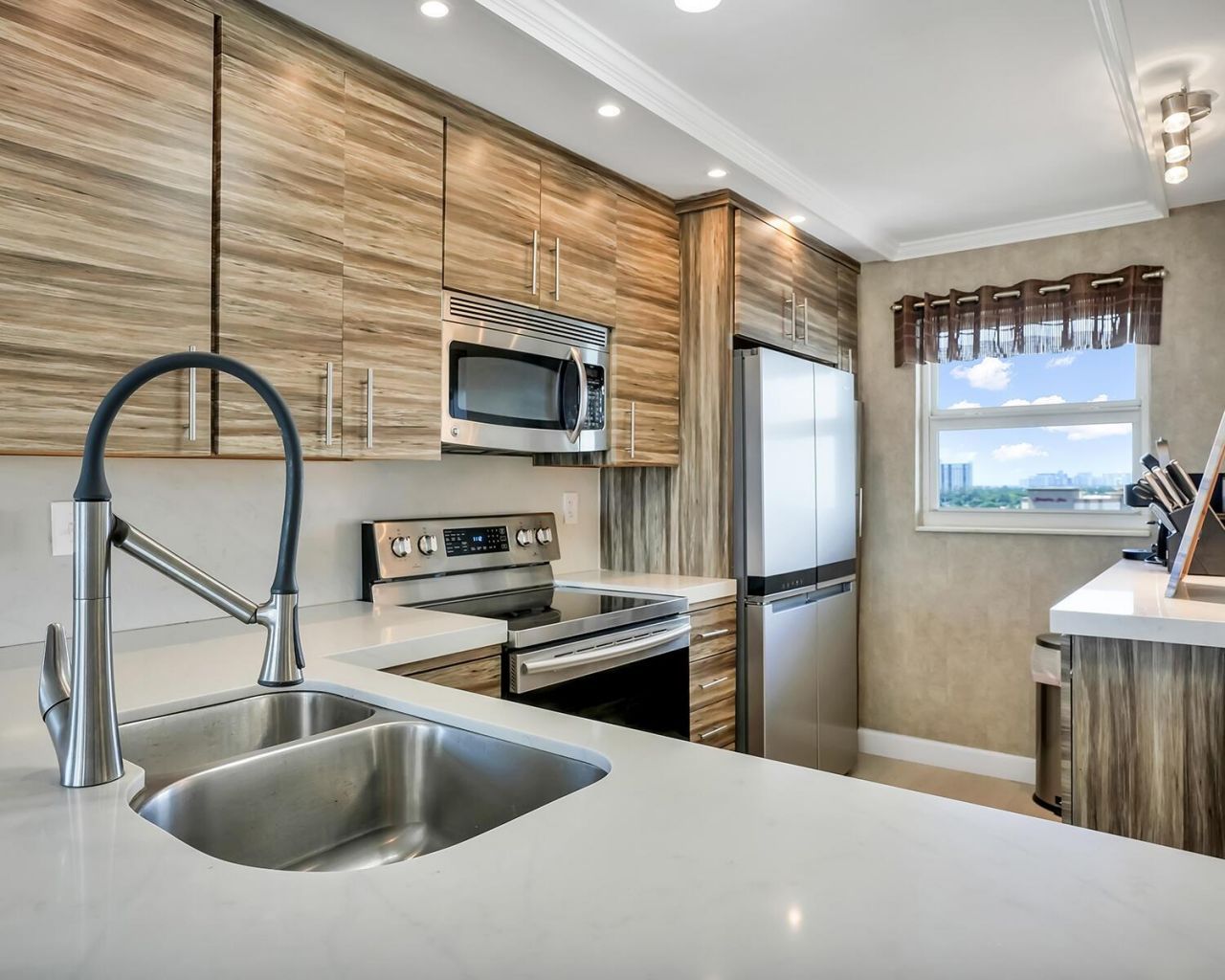 801 S Federal Highway , Unit Ph21, Pompano Beach, FL 33062 Photo