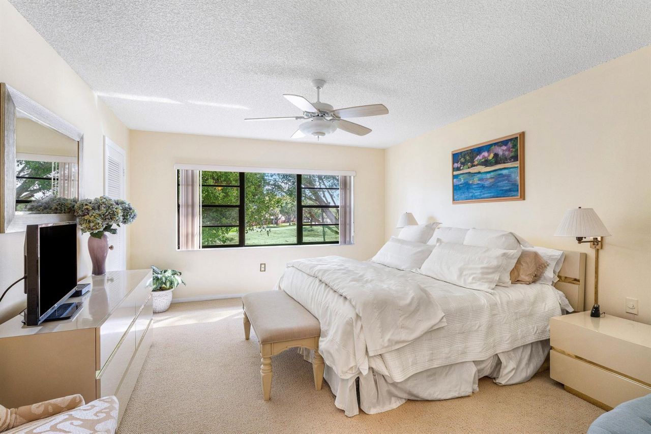29 Stratford Lane W, Unit B, Boynton Beach, FL 33436 Photo