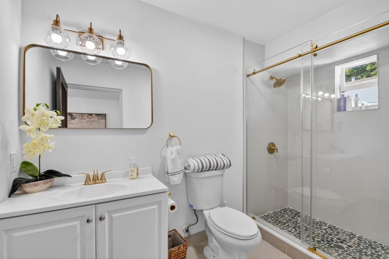 1426 N K Street , Lake Worth, FL 33460 Photo