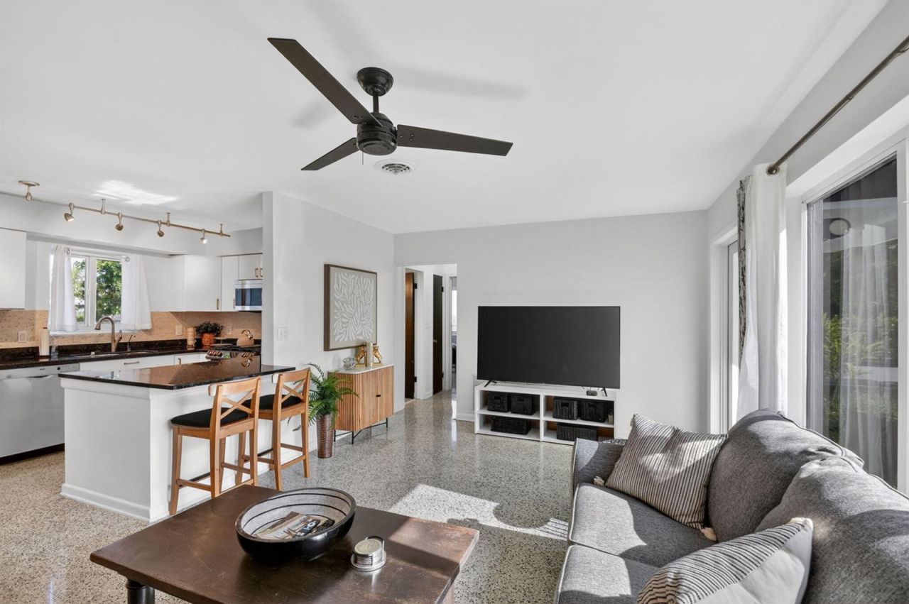 1426 N K Street , Lake Worth, FL 33460 Photo