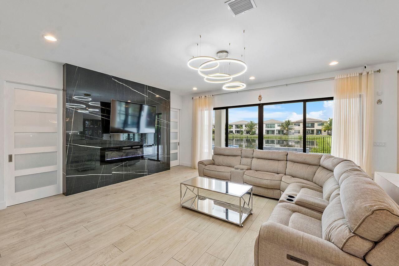 17057 Watersprite Lakes Road , Boca Raton, FL 33496 Photo