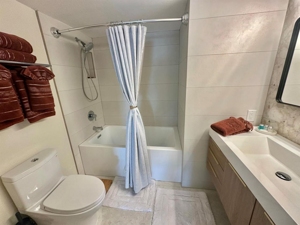 167 Yacht Club Way , Unit 204, Hypoluxo, FL 33462 Photo