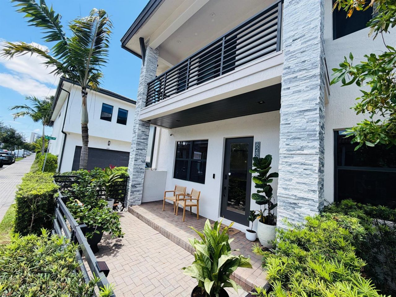 8288 NW 44th Terrace , Doral, FL 33166 Photo