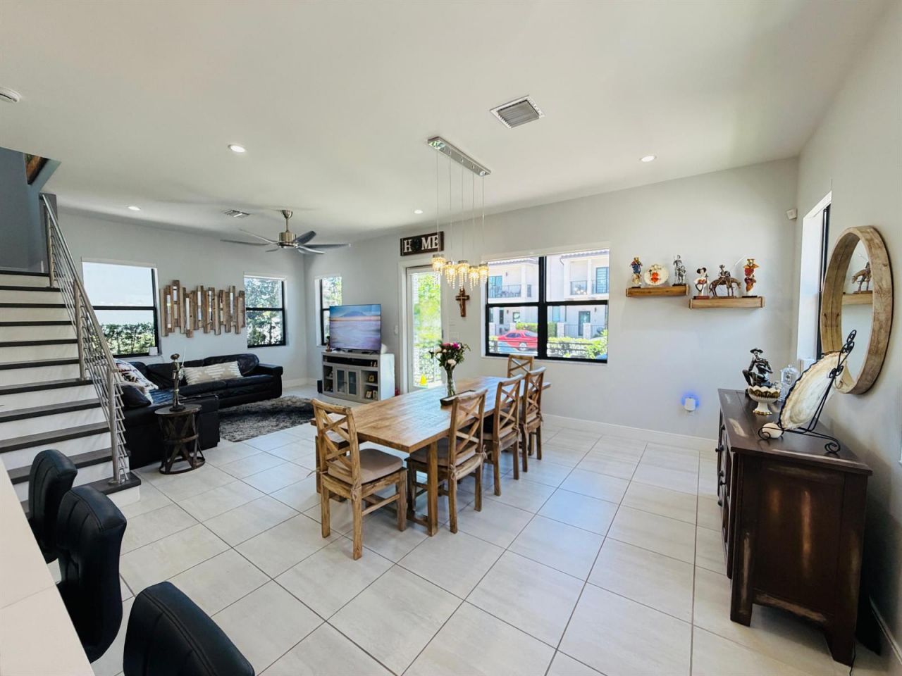 8288 NW 44th Terrace , Doral, FL 33166 Photo