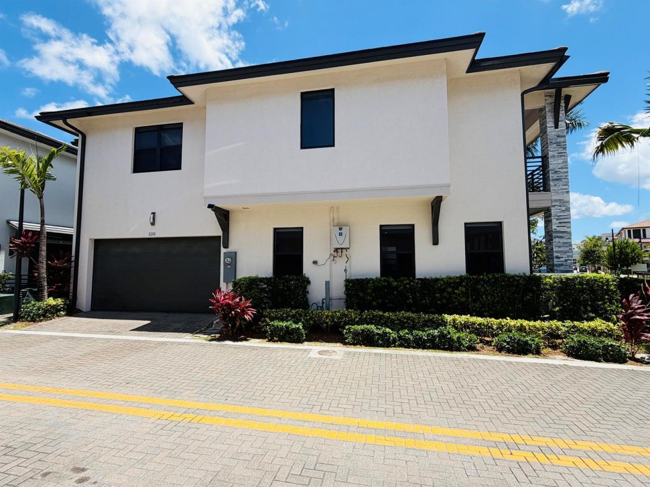 8288 NW 44th Terrace , Doral, FL 33166 Photo
