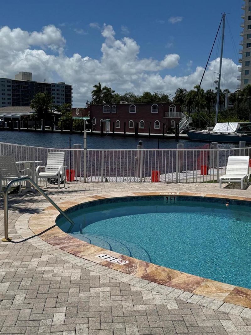 2901 33rd Avenue , Unit 1c, Fort Lauderdale, FL 33308 Photo