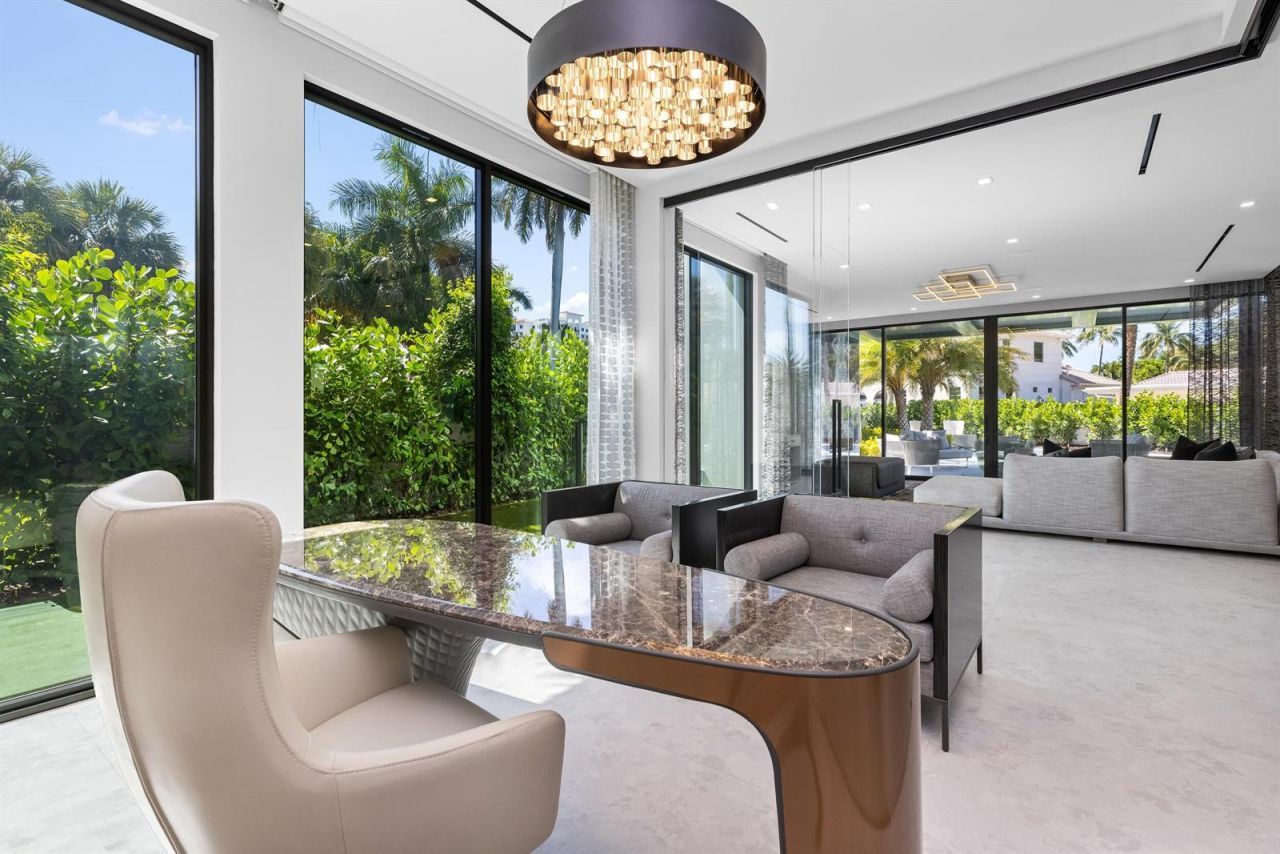 217 Thatch Palm Drive , Boca Raton, FL 33432 Photo