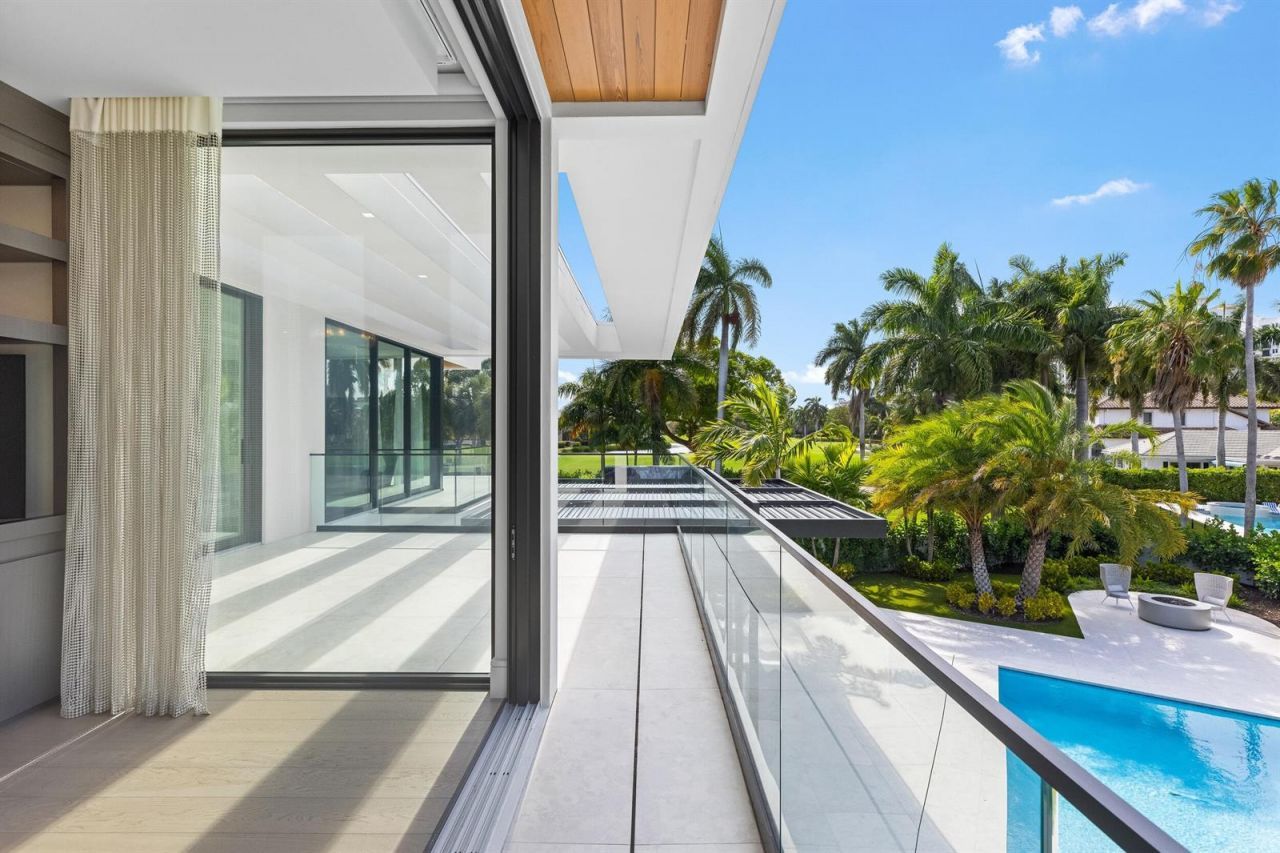 217 Thatch Palm Drive , Boca Raton, FL 33432 Photo