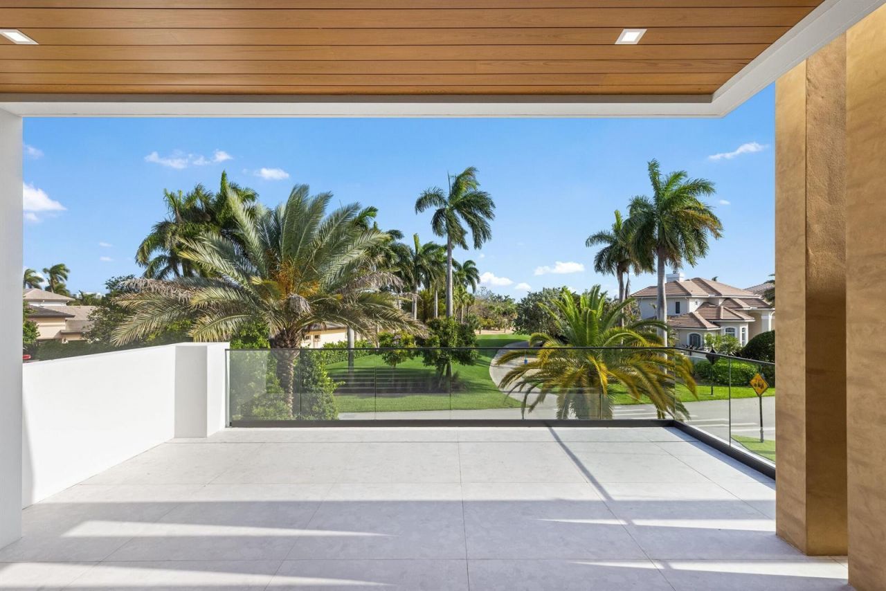 217 Thatch Palm Drive , Boca Raton, FL 33432 Photo