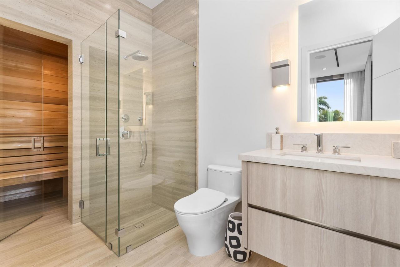 217 Thatch Palm Drive , Boca Raton, FL 33432 Photo