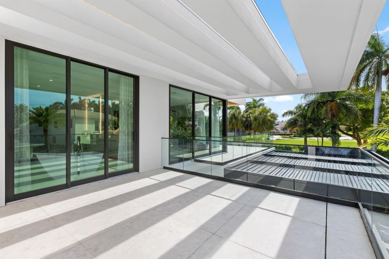 217 Thatch Palm Drive , Boca Raton, FL 33432 Photo