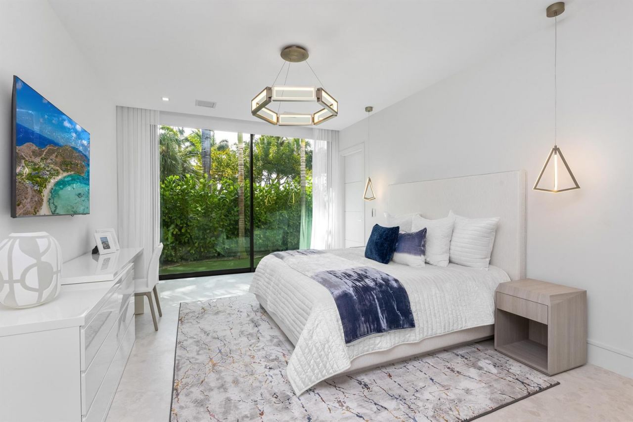 217 Thatch Palm Drive , Boca Raton, FL 33432 Photo